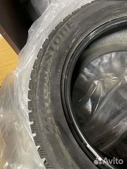 Bridgestone Blizzak Ice 235/55 R17 103T