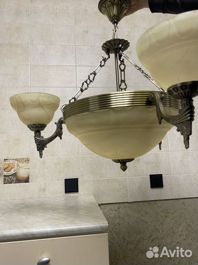 Люстра подвесная потолочная