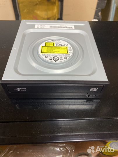 Dvd привод SATA