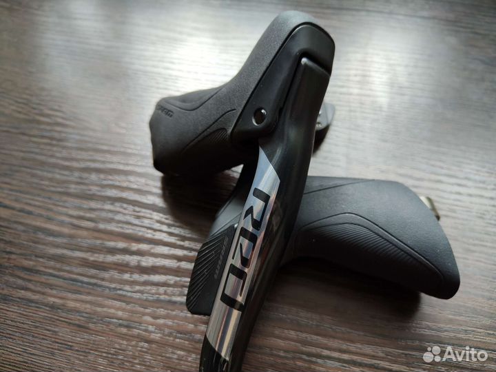 Шоссейно-гравийные шифтеры-дуалы sram RED eTap AXS