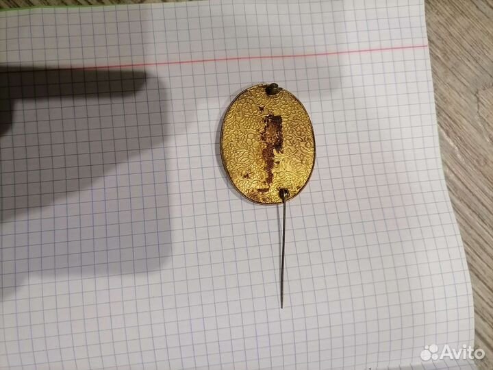 Брошки старинные