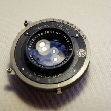 Объективы в затворах