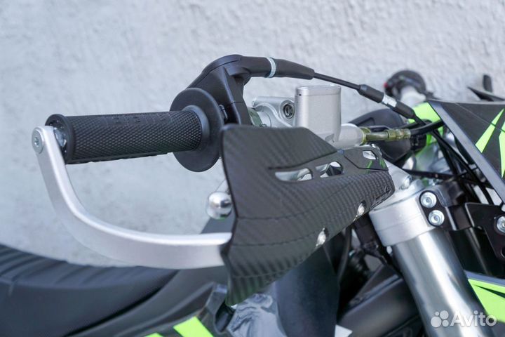 Эндуро / кроссовый мотоцикл BSE Z7 Green Blast