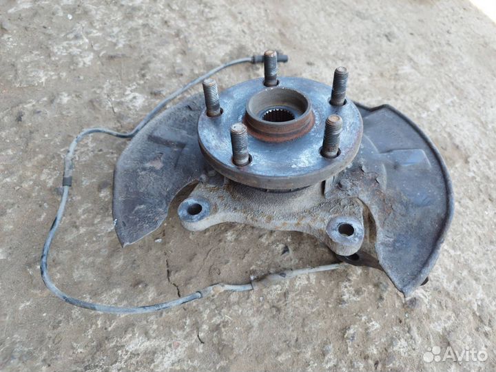 Кулак передний правый Geely Emgrand EC7 FE1 2013