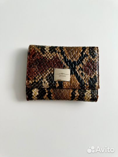 Женские кошельки из кожи