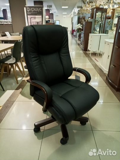 Кресло руководителя натуральная кожа