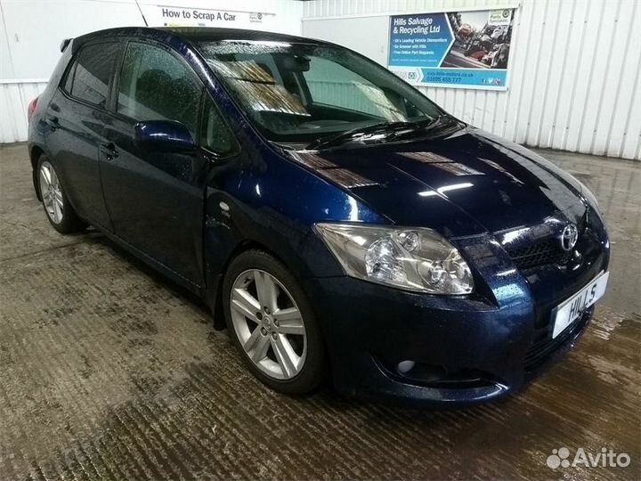 Разбирается Тойота Аурис Toyota Auris E150