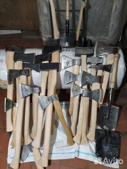 Топоры, Колуны, Кувалды, Лопаты, Грабли, Вилы, тд