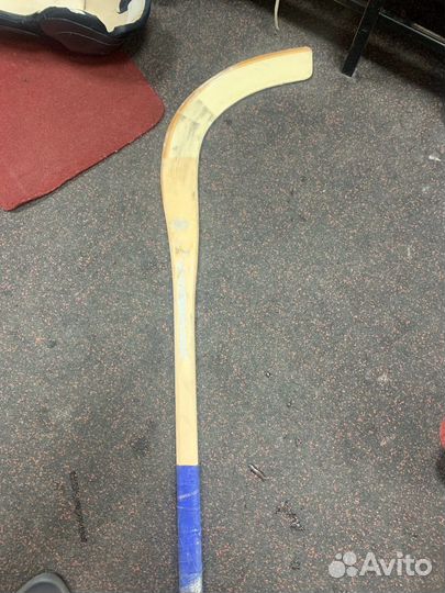 Клюшка для хоккея с мячом