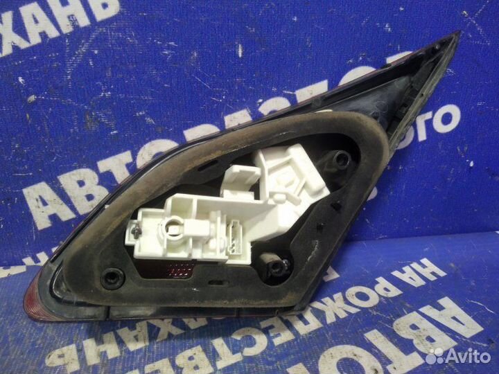 Фонарь крышки багажника левый Opel Astra J хэтчбек