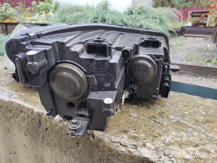 Volkswagen touran фара 1T1 941006 / 1T1 941005