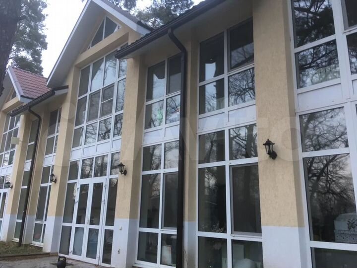 Таунхаус 190,4 м² на участке 1 сот.