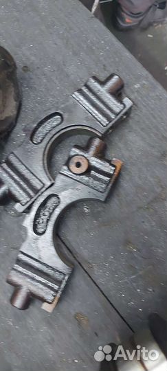 Двигатель 3UR FE на запчасти