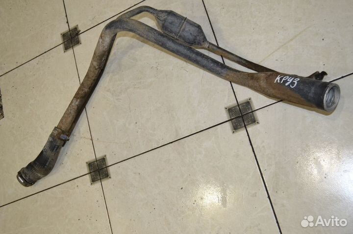 Заливная горловина бензобака Шевроле Круз