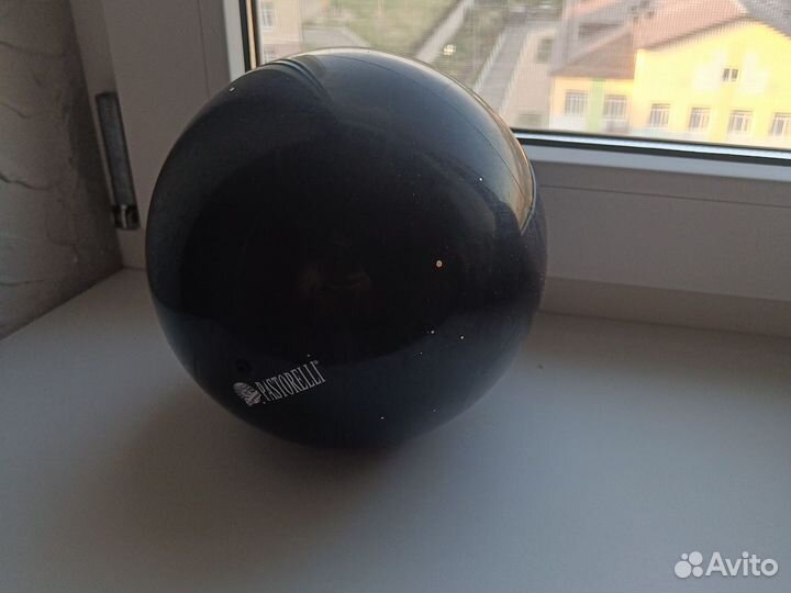 Гимнастическая лента, мяч