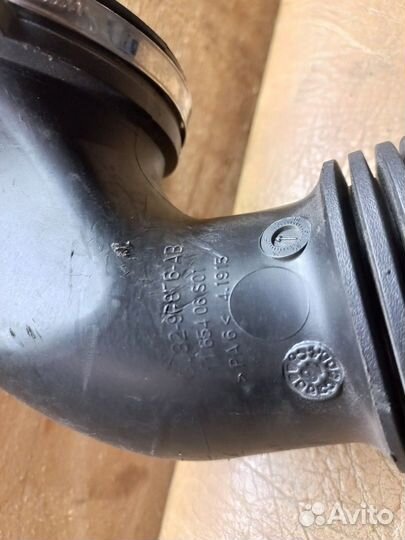 Патрубок воздушного фильтра