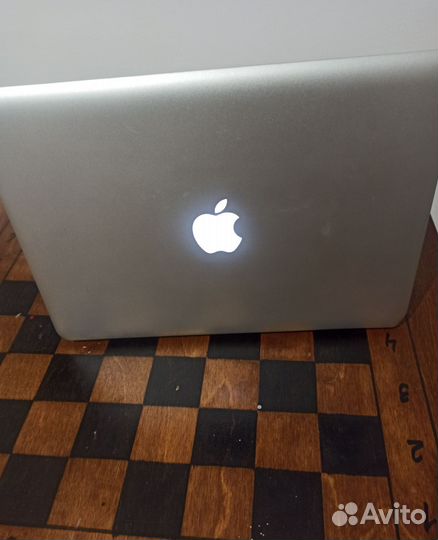 Macbook pro 2011