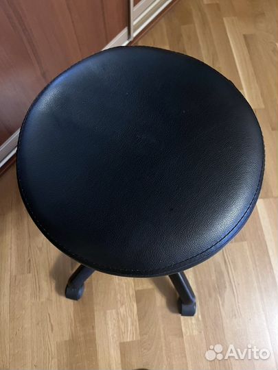 Стул с регулировкой высоты