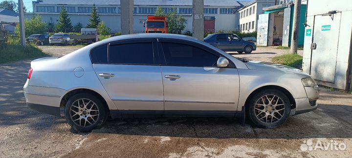 Volkswagen Passat 2.0 AT, 2006, 263 000 км