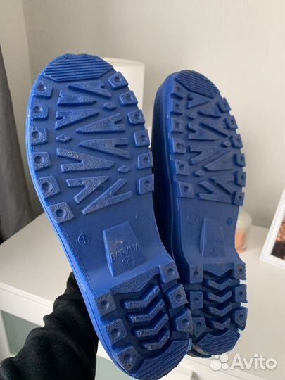 Резиновые сапоги