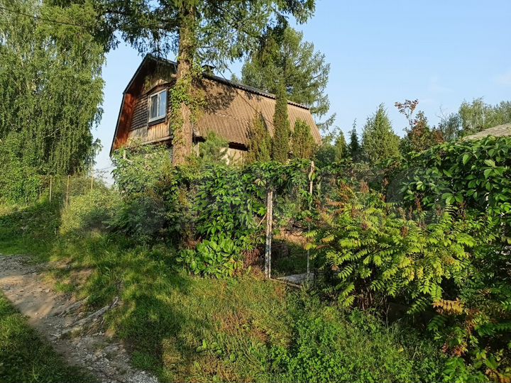 Дом 67,3 м² на участке 8 сот.