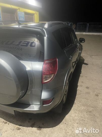 Toyota RAV4, 2007