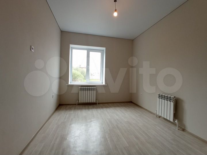 Таунхаус 55 м² на участке 4 сот.