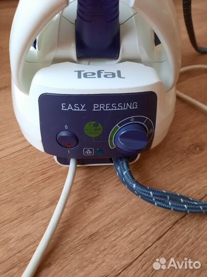 Утюг с парогегератором Tefal