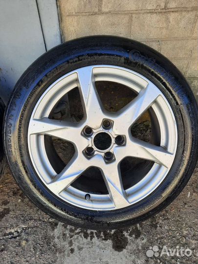 Комплект литых дисков r17 на Audi