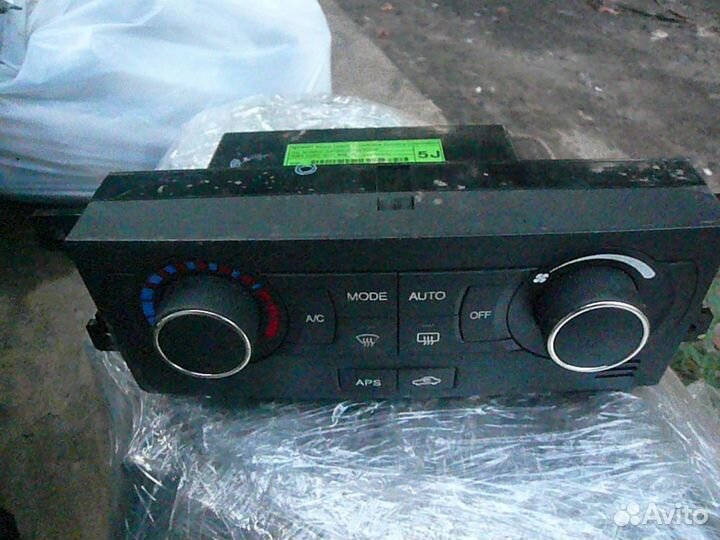 Блок управления климат-контролем Chevrolet Captiva