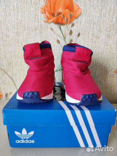 Новые детские зимние ботинки Adidas (20 размер)