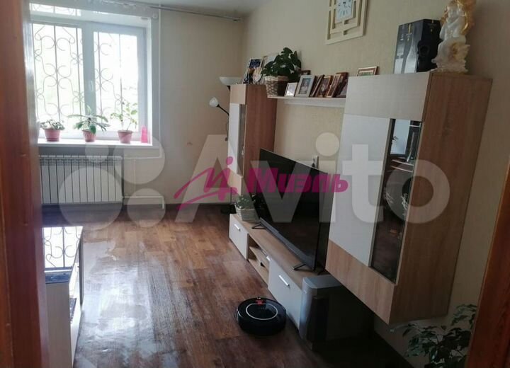 4-к. квартира, 80 м², 1/9 эт.