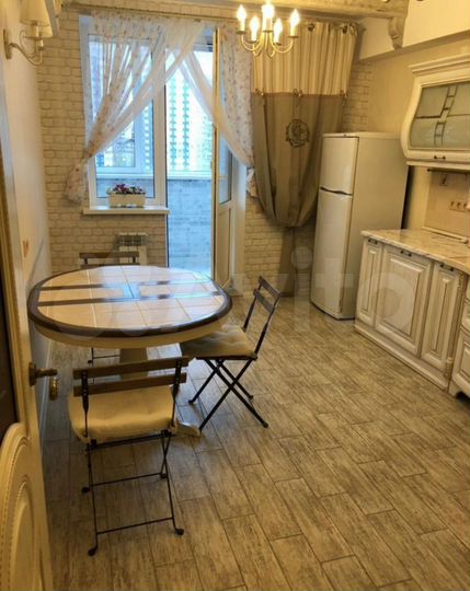 1-к. квартира, 54,1 м², 15/17 эт.