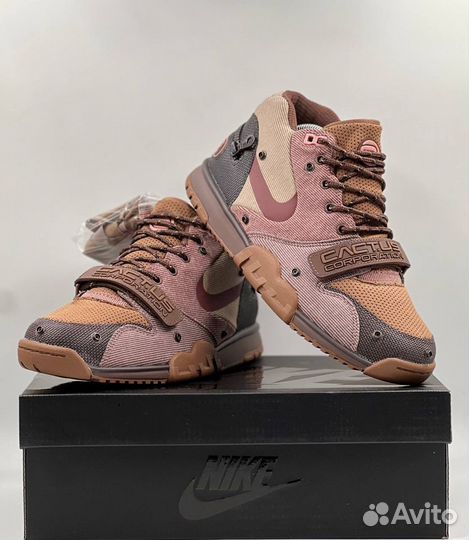 Nike air trainer 1 sp x travis scott