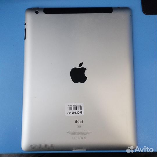 Планшет Apple iPad 3 2012 64Gb