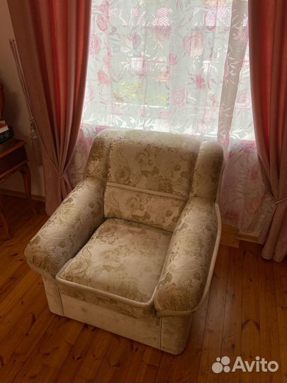 Диван и 2 кресла