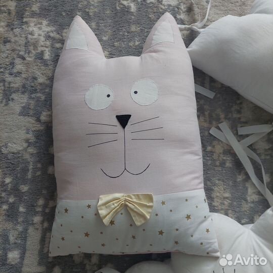 Бортики в детскую кроватку для девочки