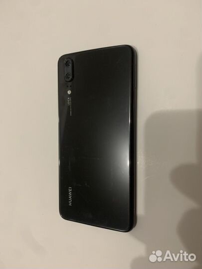 HUAWEI P20, 4/128 ГБ