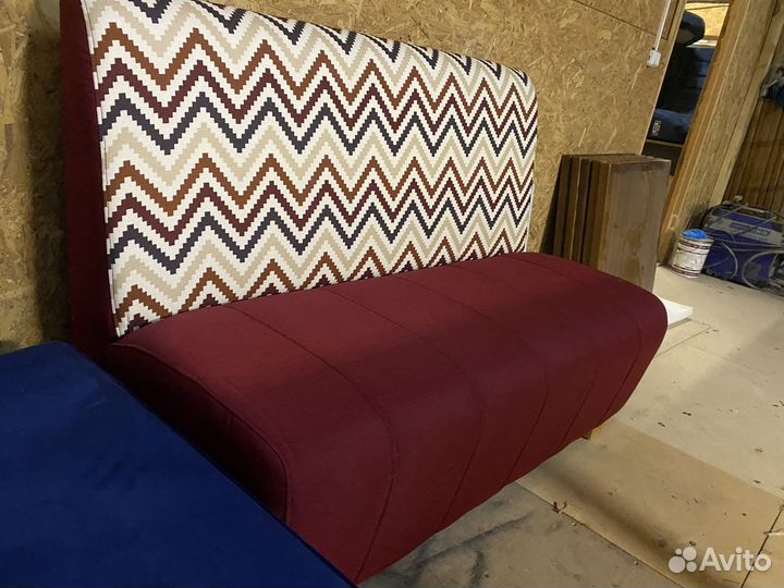 Диван для кафе