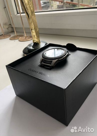 Samsung galaxy Watch4 classic 46mm