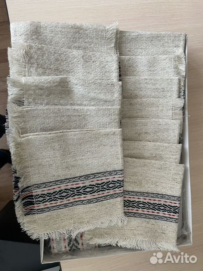 Скатерть льняная с салфетками