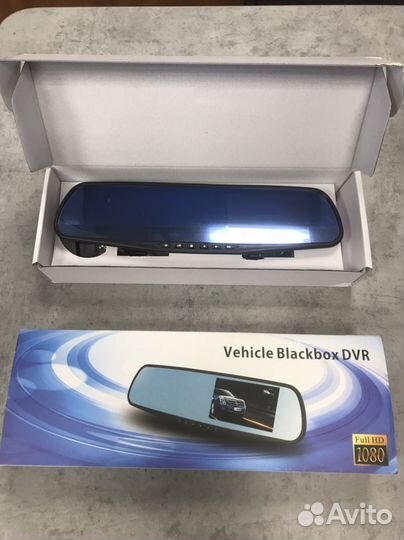 Видеорегистратор- зеркало с двумя камерами новый