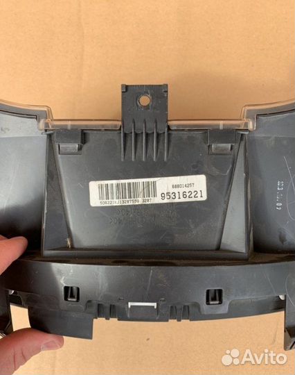 Панель приборов Chevrolet Orlando 2010