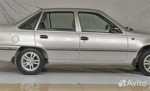 Стекло пр. nexia deawoo