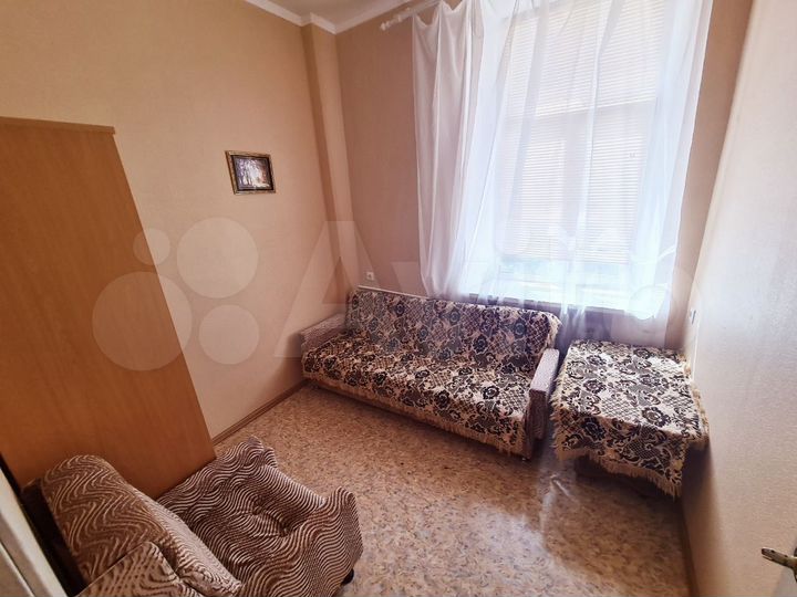 4-к. квартира, 64 м², 2/5 эт.