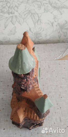 Домик для рыбок бронь Владимир