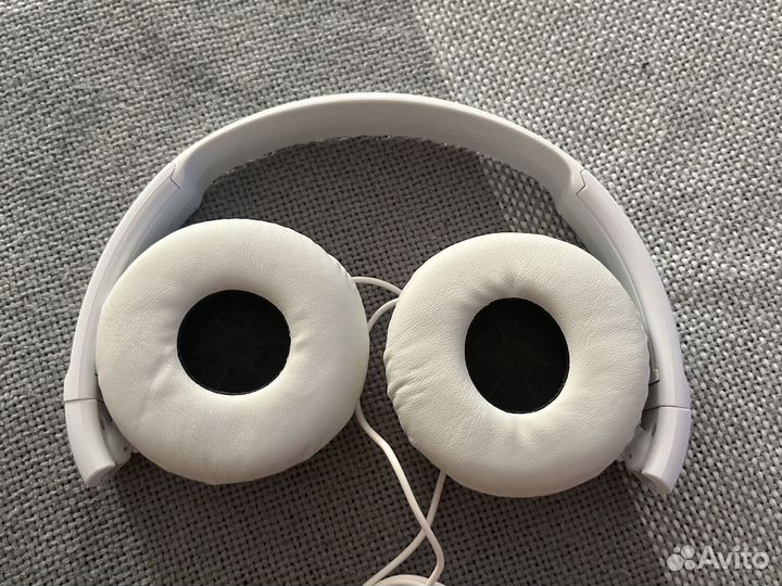 Наушники Sony MDR-XD150, белые