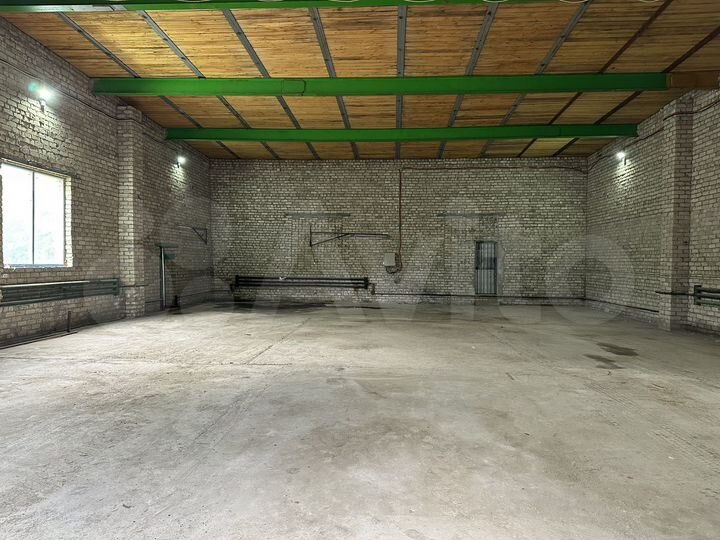 Склад, 300 м²