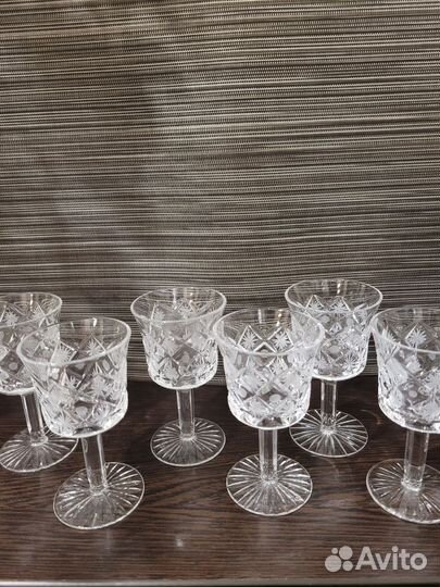 Хрустальные рюмки