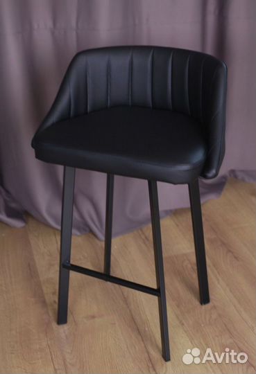 Барный стул новый